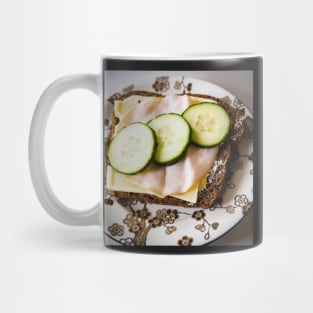 Bread with Cucumber, Turkey and Cheese Mug